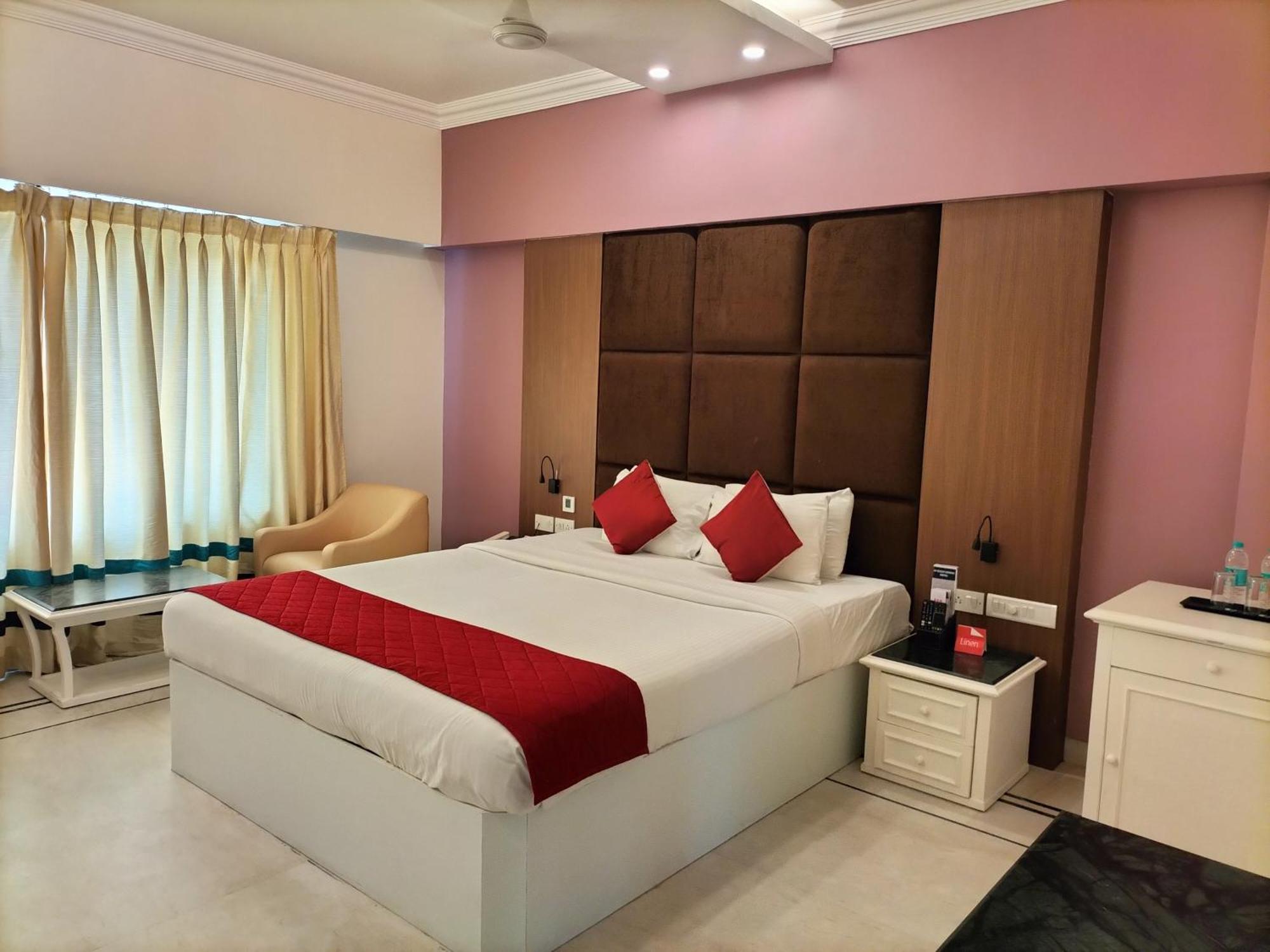 Zip By Spree Hotels Surabi International Веллуру Екстер'єр фото