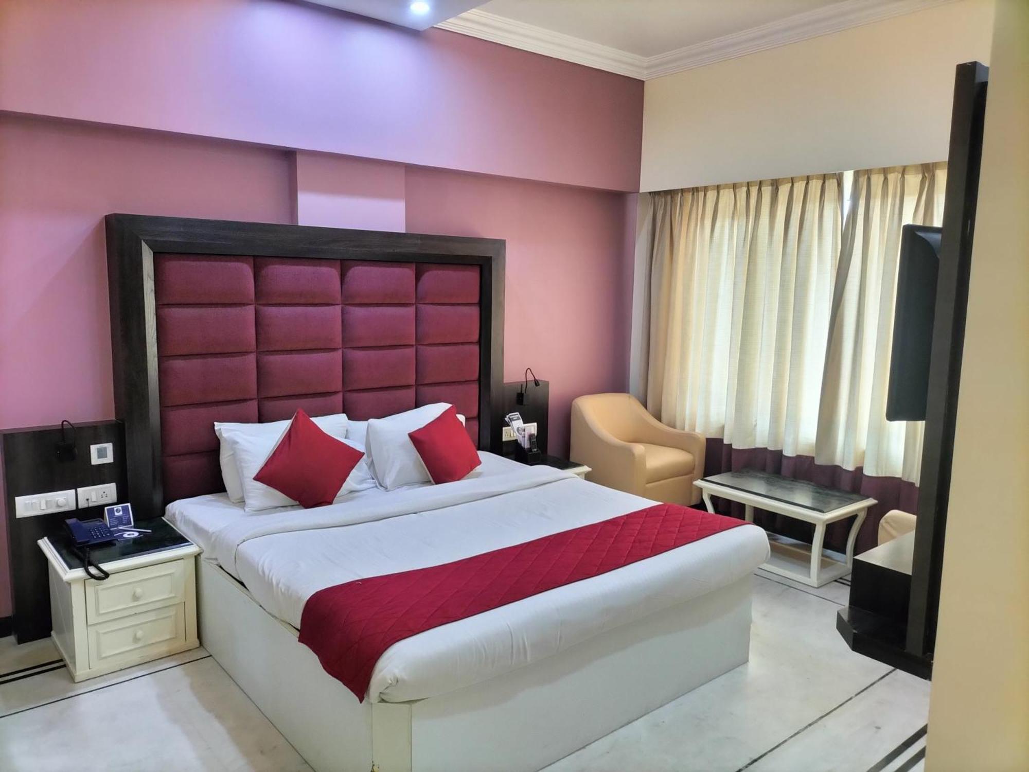 Zip By Spree Hotels Surabi International Веллуру Екстер'єр фото