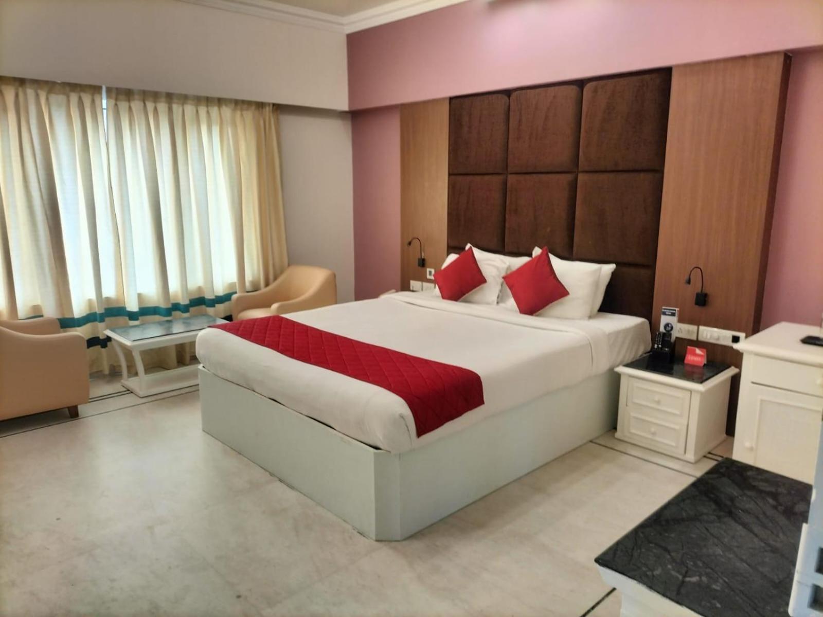 Zip By Spree Hotels Surabi International Веллуру Екстер'єр фото